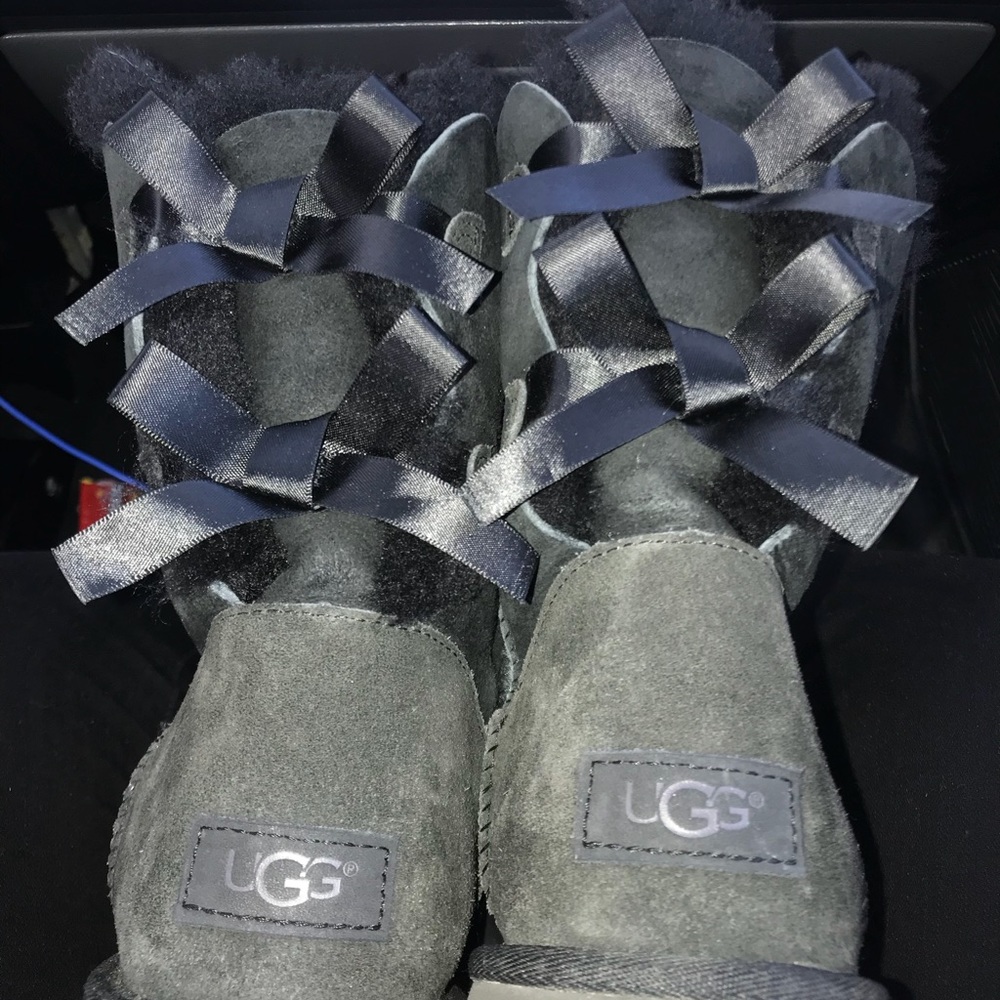 UGG BAILEY BOOTS SZ 10